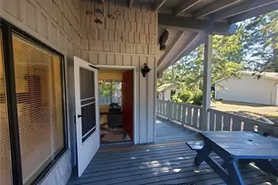 1000 Mt Olympus Ave SE, Ocean Shores, WA 98569 - Photo 4