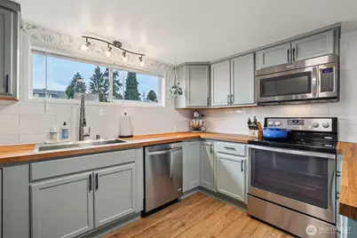 211 Ave F #1 & 2, Snohomish, WA 98290 - Photo 18