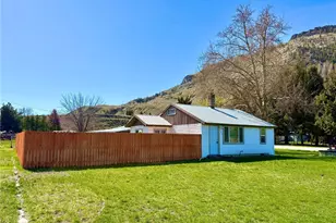 320 S Central St, Brewster, WA 98812 - Photo 18