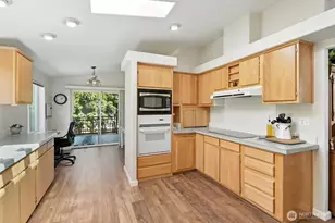 1948 Cranberry Ln SE, Lacey, WA 98503 - Photo 10