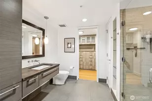 820 Blanchard St, Seattle, WA 98121 - Photo 18