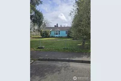 17417 Spruce Way, Lynnwood, WA 98037 - Photo 2