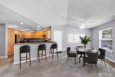 10515 221st Lane NE #202, Redmond, WA 98053 - Photo 4