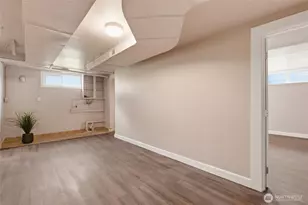 221 S 57th St, Tacoma, WA 98408 - Photo 28