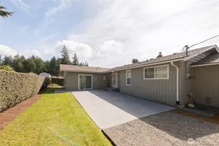 9613 127th St Ct NW, Gig Harbor, WA 98329 - Photo 2