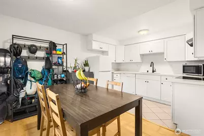 220 SW Clark Street #B304, Issaquah, WA 98027 - Photo 22