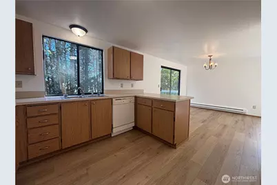 2638 Cascade Trail #A, Bremerton, WA 98310 - Photo 8