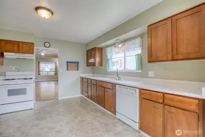 432 Eklund Avenue, Hoquiam, WA 98550 - Photo 6