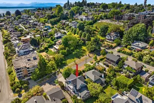 1012 2nd Ave W, Seattle, WA 98119 - Photo 36