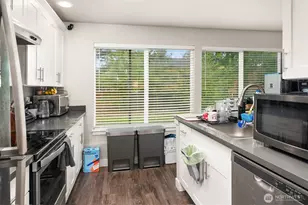 21404 46th Pl W, Mountlake Terrace, WA 98043 - Photo 6