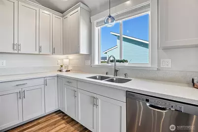 1298 Storm King Avenue SW, Ocean Shores, WA 98569 - Photo 10