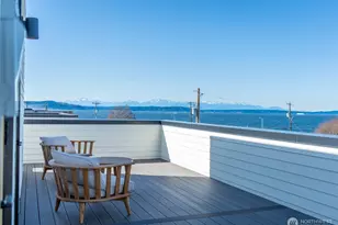 2626 58th Ave SW, Seattle, WA 98116 - Photo 2