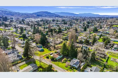 2701 Michigan Street, Bellingham, WA 98226 - Photo 2