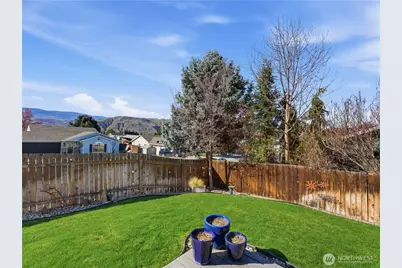 316 S Mary Avenue, East Wenatchee, WA 98802 - Photo 22
