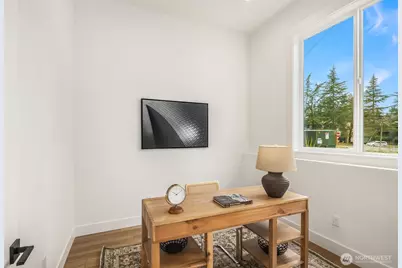 404 Edmonds Ave NE, Renton, WA 98056 - Photo 4