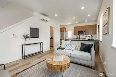 214 E Front Street, Lynden, WA 98264 - Photo 4