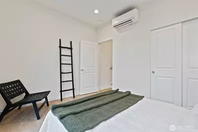 11229 Greenwood Avenue N #C, Seattle, WA 98133 - Photo 20