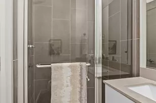 12526 15th Ave NE, Seattle, WA 98125 - Photo 22