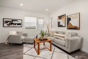 12526 15th Ave NE, Seattle, WA 98125 - Photo 16