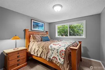 18002 42nd Street Ct E, Lake Tapps, WA 98391 - Photo 18