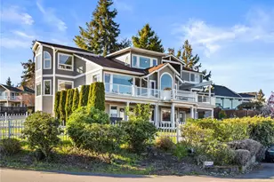 1559 13th Ave, Fox Island, WA 98333 - Photo 2