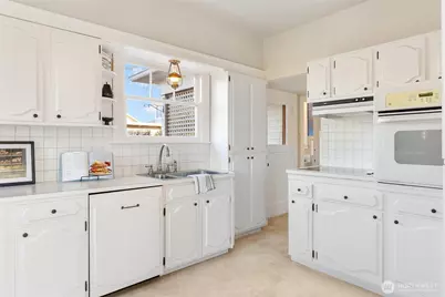 1101 Grand Avenue, Everett, WA 98201 - Photo 14