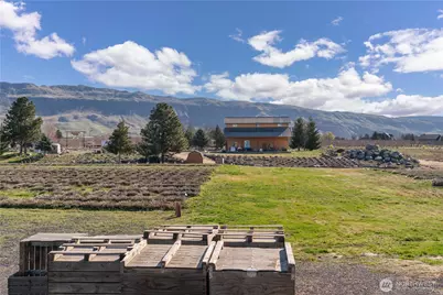 980 S Webb Place, East Wenatchee, WA 98802 - Photo 36