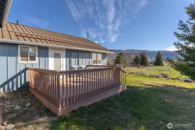 980 S Webb Place, East Wenatchee, WA 98802 - Photo 16