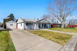 223 H St NE, Ephrata, WA 98823 - Photo 4