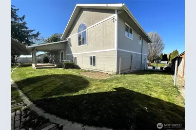 511 Reed Street E, Zillah, WA 98953 - Photo 38