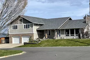 511 Reed St E, Zillah, WA 98953 - Photo 1