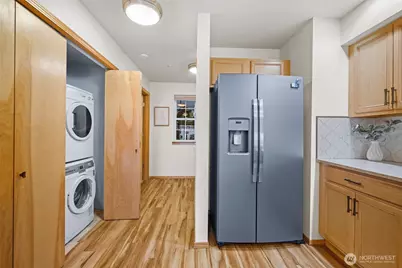 1011 Bancroft Street #204, Bellingham, WA 98225 - Photo 6