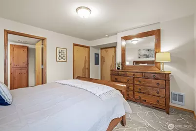 1011 Bancroft Street #204, Bellingham, WA 98225 - Photo 16