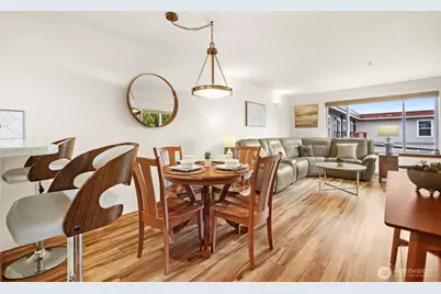 1011 Bancroft Street #204, Bellingham, WA 98225 - Photo 8