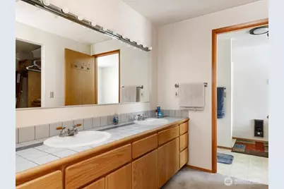 2047 Briarwood Drive, Oak Harbor, WA 98277 - Photo 22