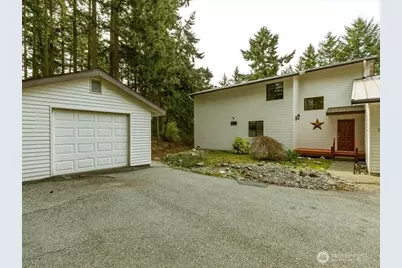 2047 Briarwood Drive, Oak Harbor, WA 98277 - Photo 34