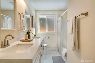 20018 Meridian Pl N, Shoreline, WA 98133 - Photo 24