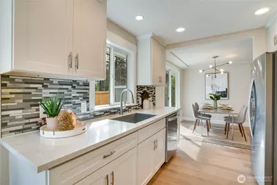 20018 Meridian Place N, Shoreline, WA 98133 - Photo 16