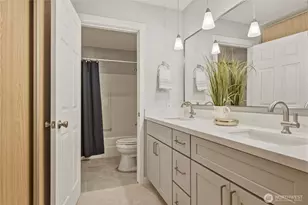 1354 Bellevue Way NE, Bellevue, WA 98004 - Photo 26