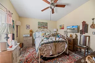 10716 61st St E, Puyallup, WA 98372 - Photo 20