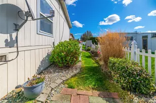 10716 61st St E, Puyallup, WA 98372 - Photo 28