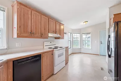 7008 NE 162nd Avenue, Vancouver, WA 98682 - Photo 4