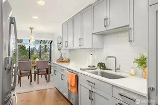 507 Howe St, Seattle, WA 98109 - Photo 8