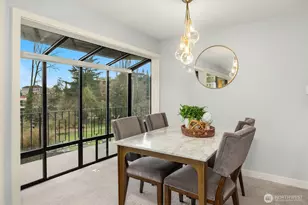 507 Howe St, Seattle, WA 98109 - Photo 6