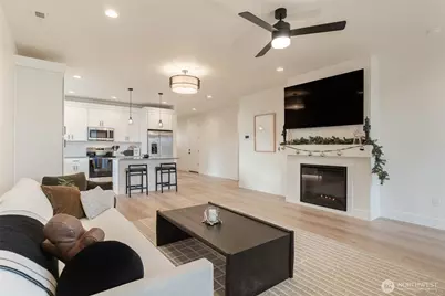 2566 5th St SE, East Wenatchee, WA 98802 - Photo 4