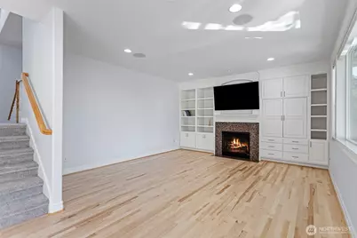 20212 Maplewood Drive, Edmonds, WA 98026 - Photo 6