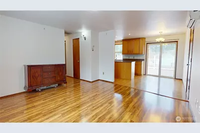 14723 Kestrel Place NE, Poulsbo, WA 98370 - Photo 4