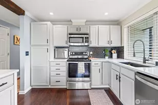 32719 40th Ave SW, Federal Way, WA 98023 - Photo 8