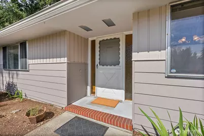 10425 123rd Street Ct E, Puyallup, WA 98374 - Photo 2