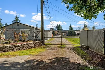 1116 S Woodlawn Street, Tacoma, WA 98465 - Photo 34